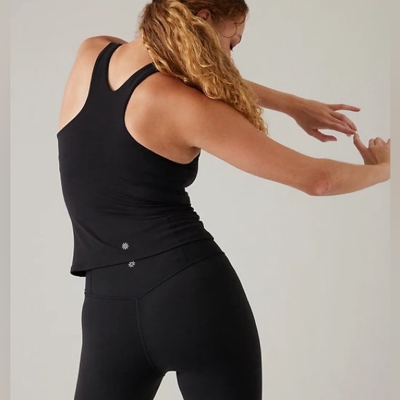 ATHLETA Conscious Built-In Bra Tank Top D-DD NWT - Picture 2 of 4